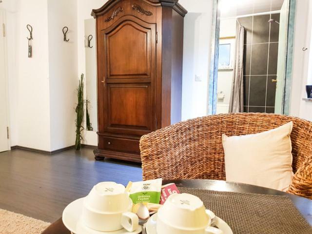 Hotel Feldmaus Olzheim ภายนอก รูปภาพ