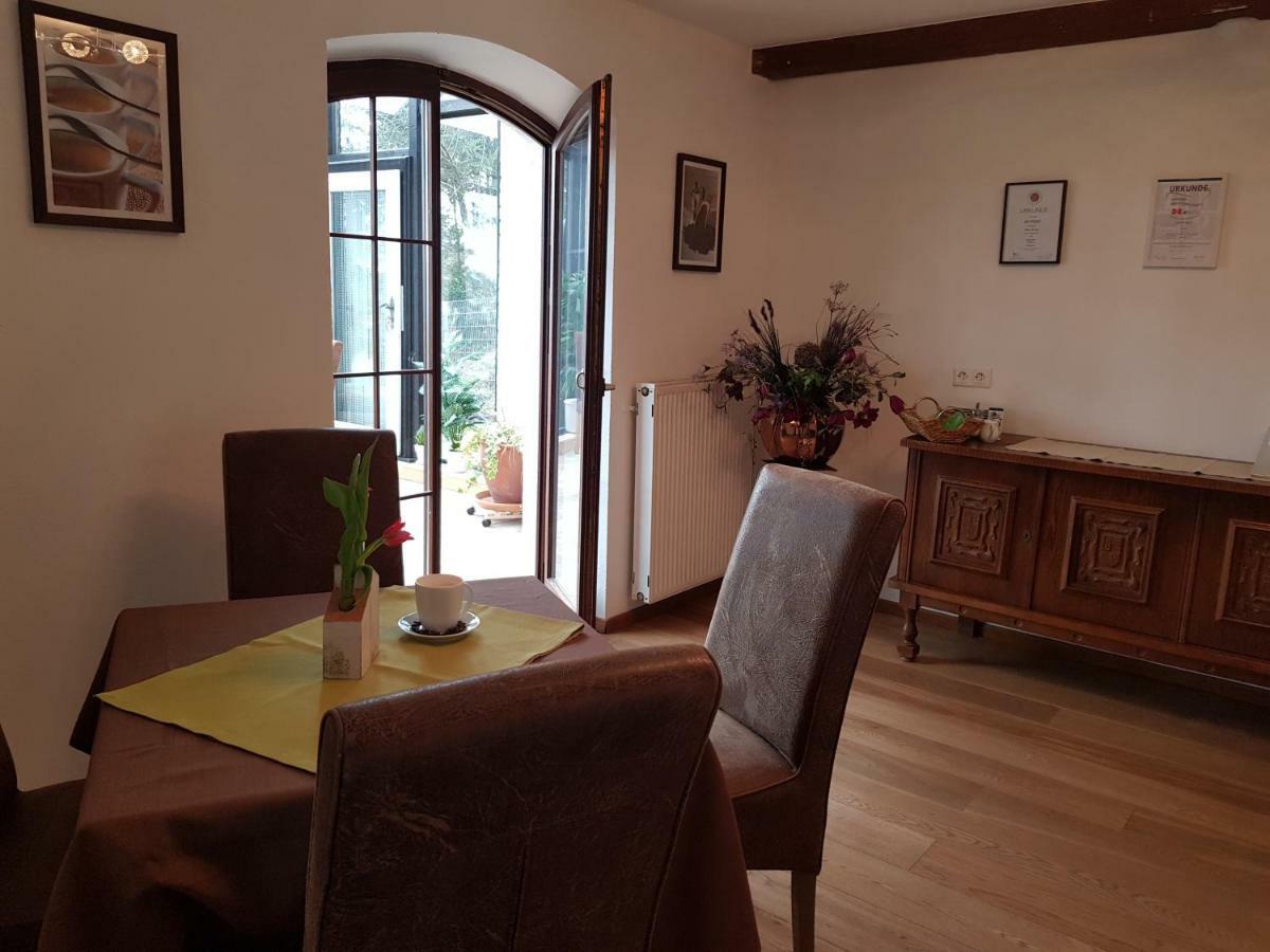 Hotel Feldmaus Olzheim ภายนอก รูปภาพ